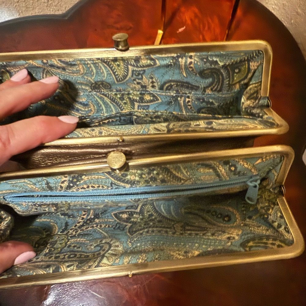 HOBO Lauren Clutch